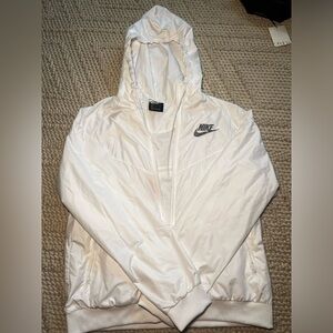Nike Windbreaker - White